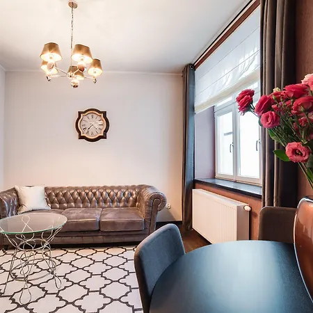 Lejlighedshotel Too-good 4*