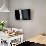 Too-Good Premium Apartments Апарт-отель Краков