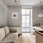 Too-Good Premium Apartments Апарт-отель