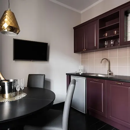 Too-good Premium Apart Otel Krakow
